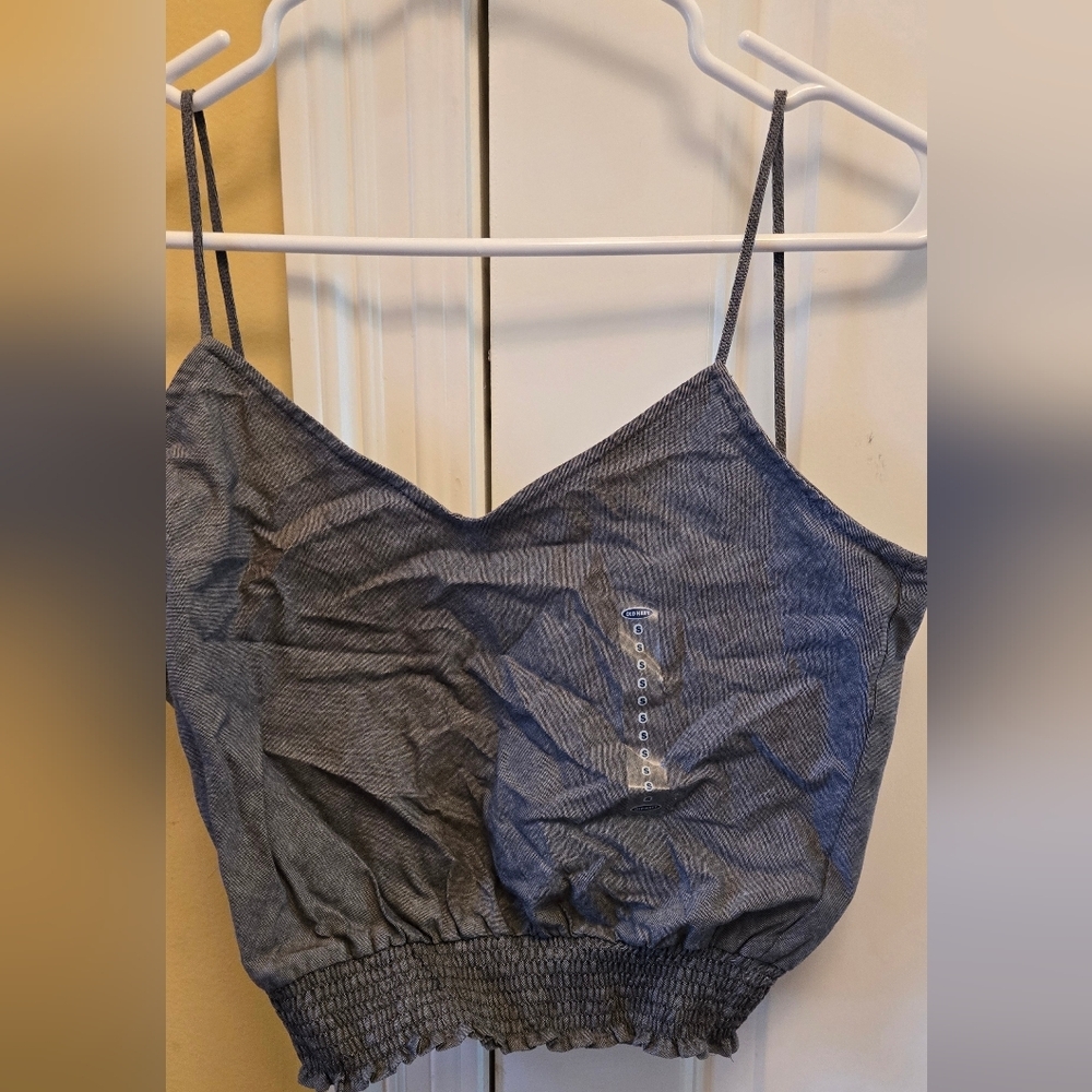 Old Navy Grey Spaghetti Straps Crop Perfect Summer Top Size Small